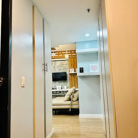Feels Like Home Condos Abreeza Place Tower 2 Davao Exterior photo