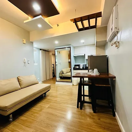 Feels Like Home Condos Abreeza Place Tower 2 Davao Exterior photo