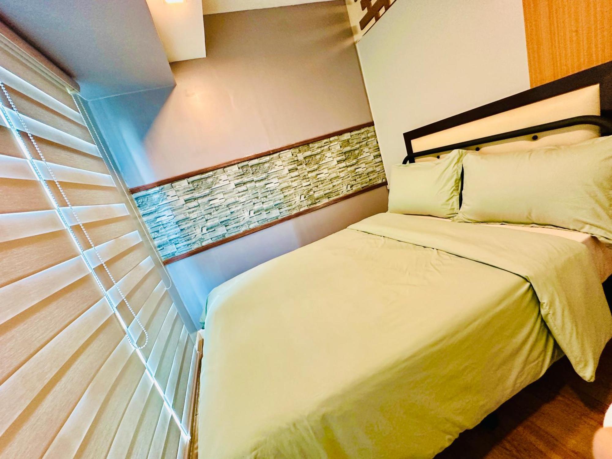 Feels Like Abreeza Place Tower 2 Apartment