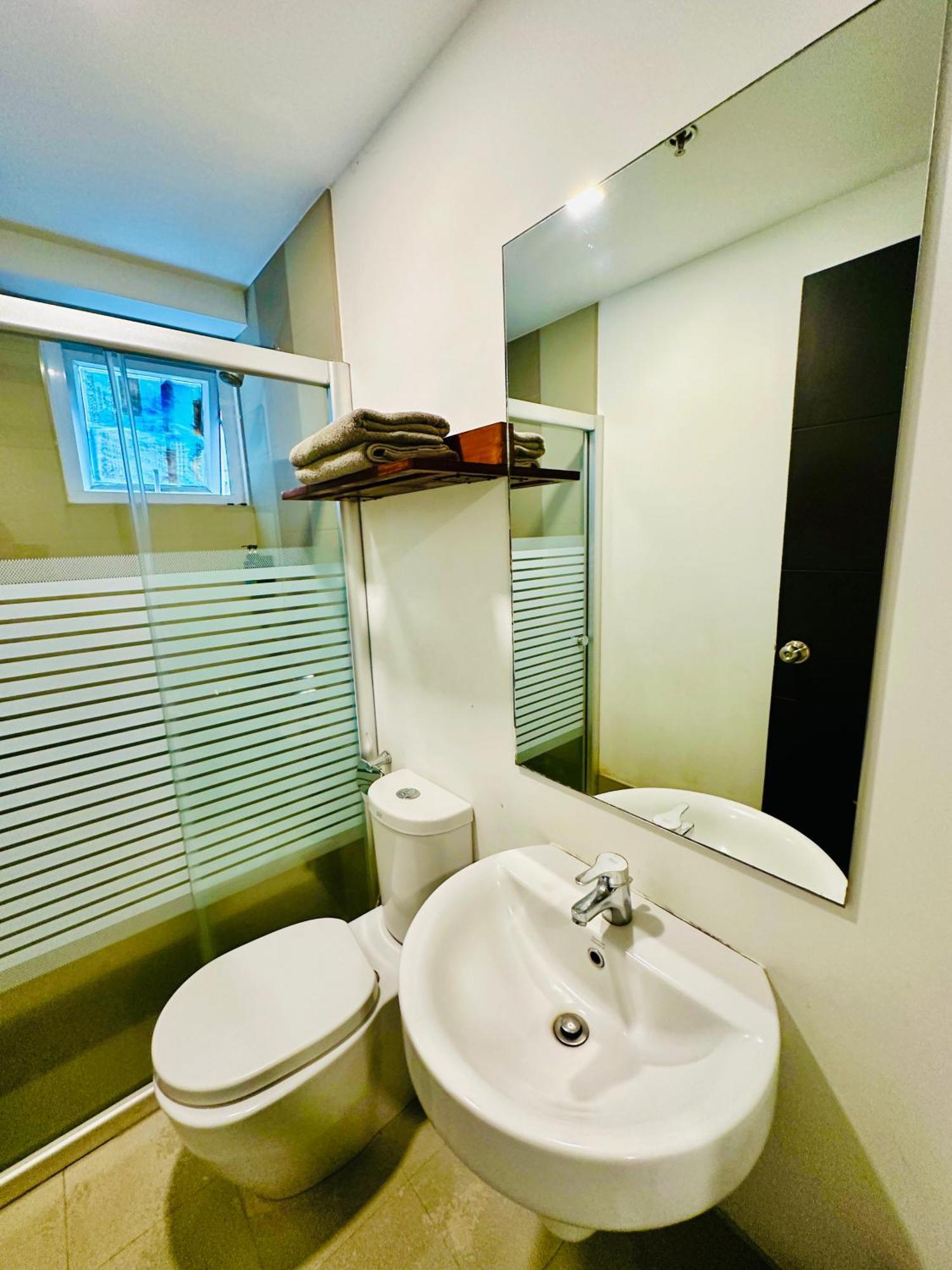 Feels Like Abreeza Place Tower 2 Apartment Davao